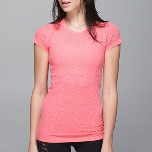 Lululemon Swiftly Tech Short Sleeve Crew‎ Heathered Electric Coral size 8